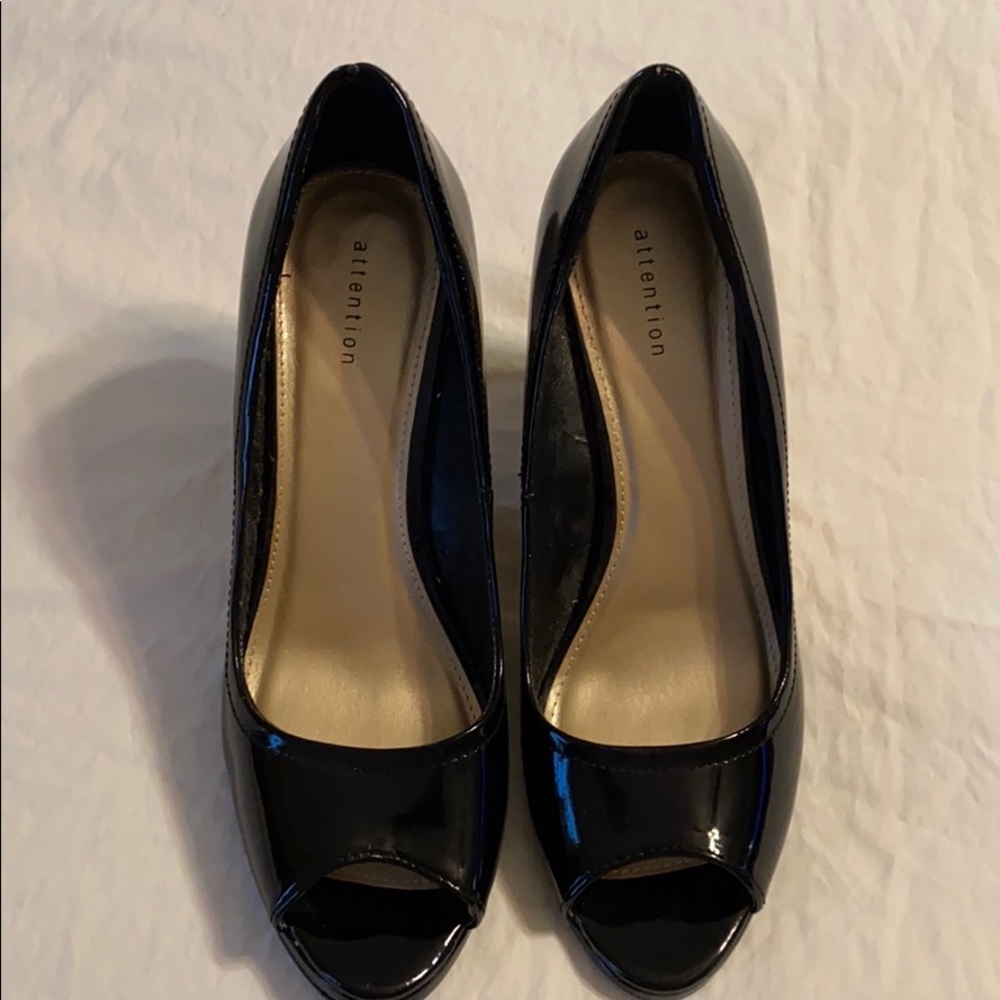 Black patent wedge shoes